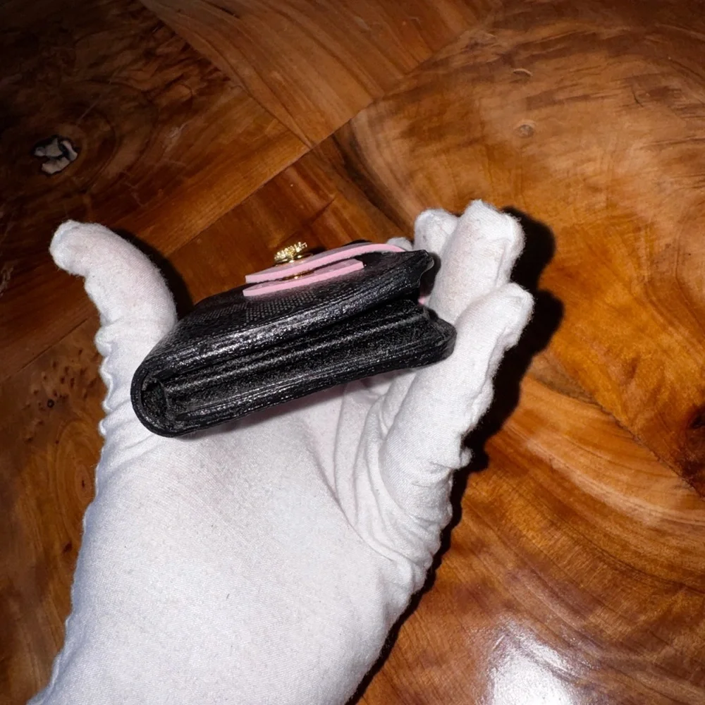 Louis Vuitton repurposed graphite, compact wallet 2013 made in France - Picture 5 of 12